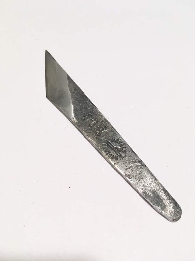 hand-forged kiridashi by Metals Artisan